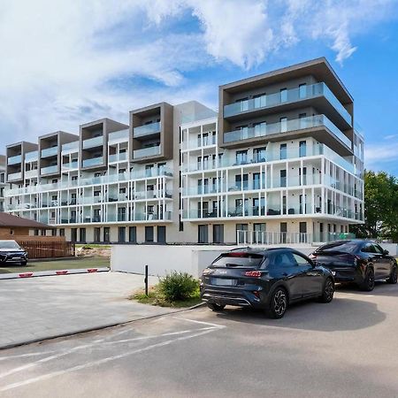 Apartament 018 Tuz Przy Plazy Z Tarasem I Parkingiem Perlowa Przystan Sianożęty Exterior foto